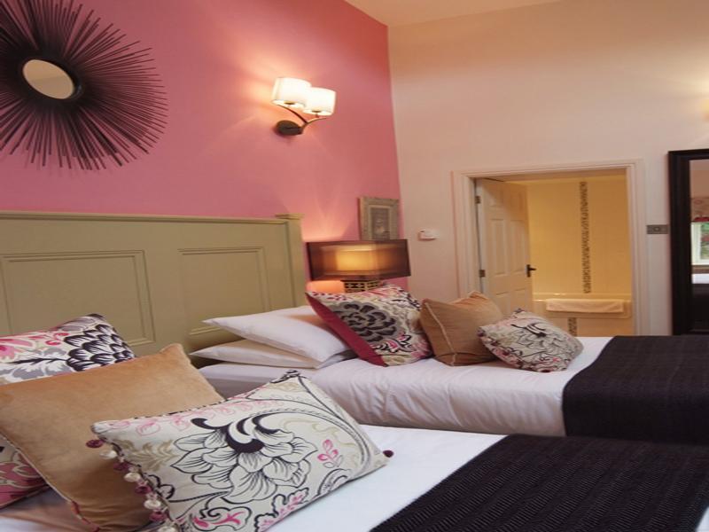 Shibden Mill Inn Халифакс Екстериор снимка